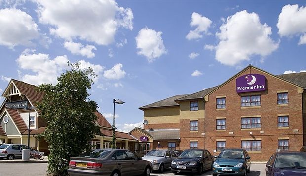 Premier Inn Premier Inn Southend Airport Extérieur photo